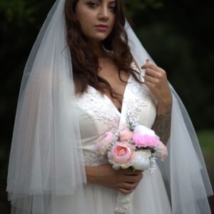 suknia ślubna na ramiączkach